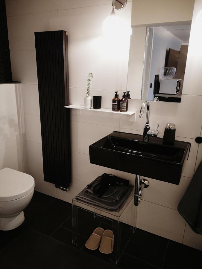 Lilienthal1 Apartsuite Нюрнберг Екстериор снимка